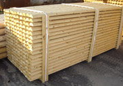 Fence laths semicircular,both sides are stump
